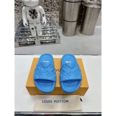 Louis Vuitton Slippers